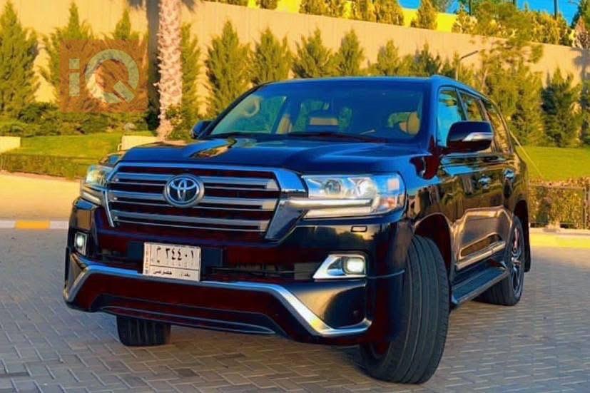 تويوتا لاندكروزر